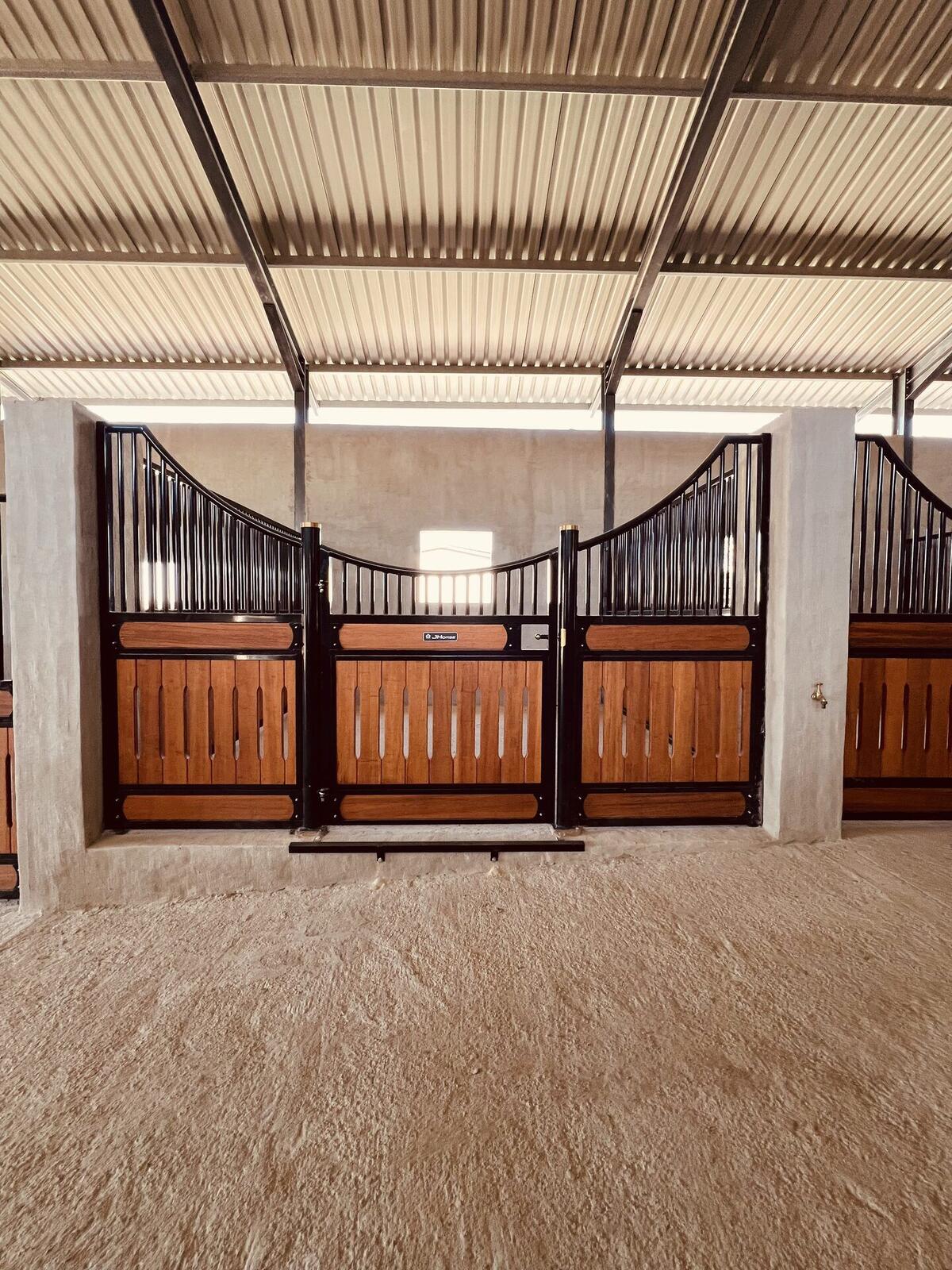 Bespoke Stalls